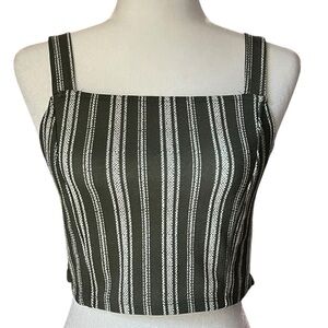 Juniors Green Striped Cropped Tank Top Size M Summer/Fall Casual​​
